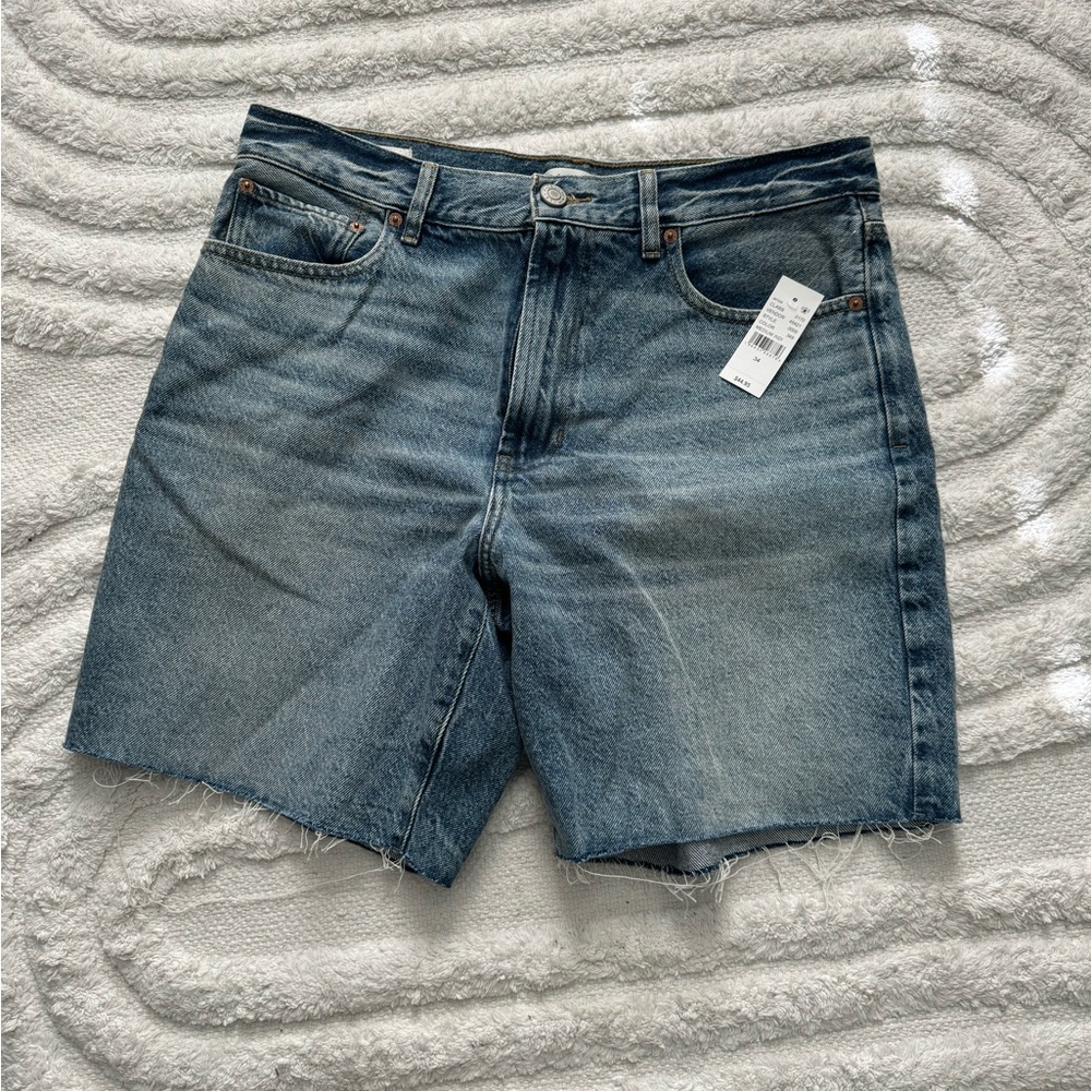 PacSun men’s denim cut off shorts.New w/tag size 34